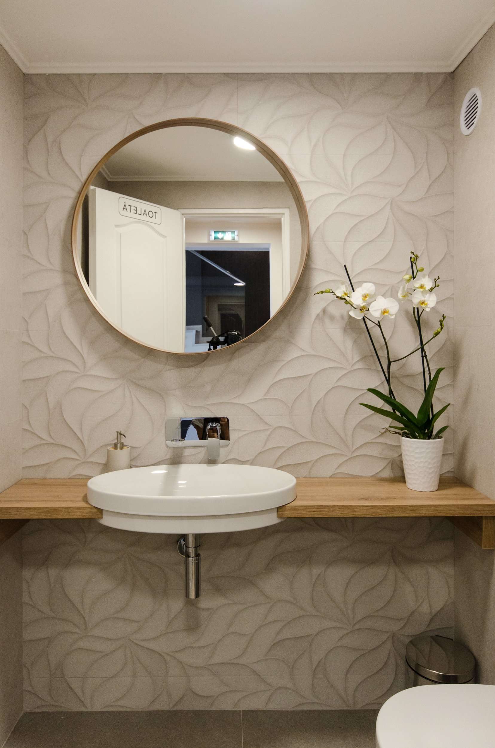 Design interior Beauty Salon in Oradea Oradea România Davidsign - 7