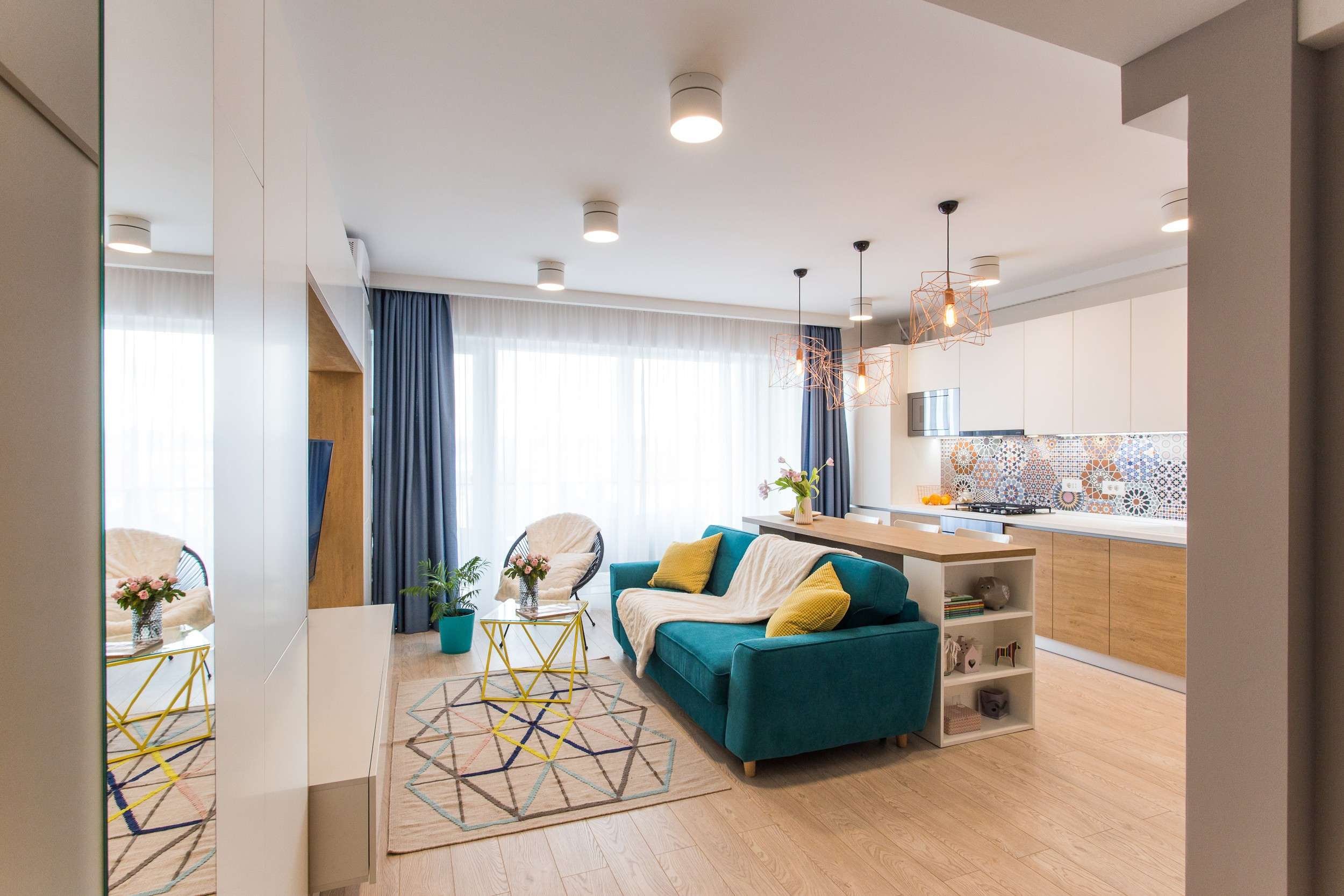 Bright & colorful apartment